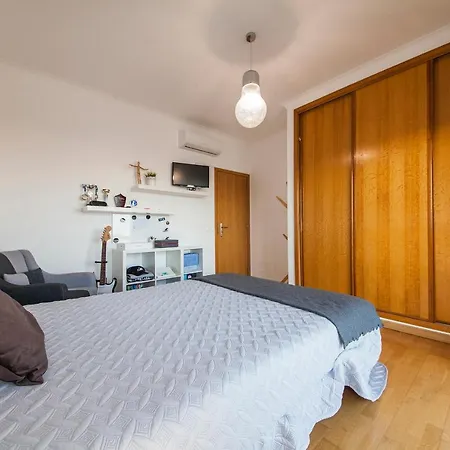 Villa D09 - Porto De Mos Luxury Lagos