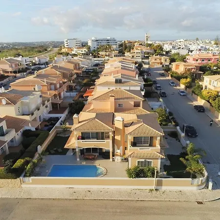 D09 - Porto De Mos Luxury * Lagos