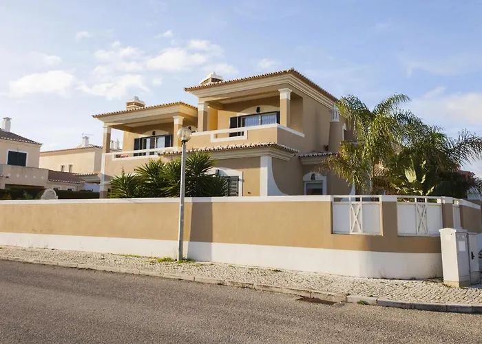 D09 - Porto De Mos Luxury ラゴス