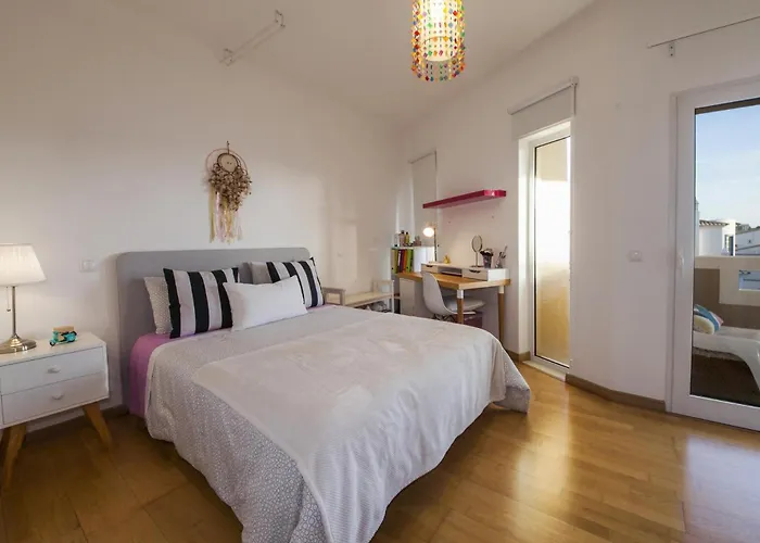 D09 - Porto De Mos Luxury ラゴス